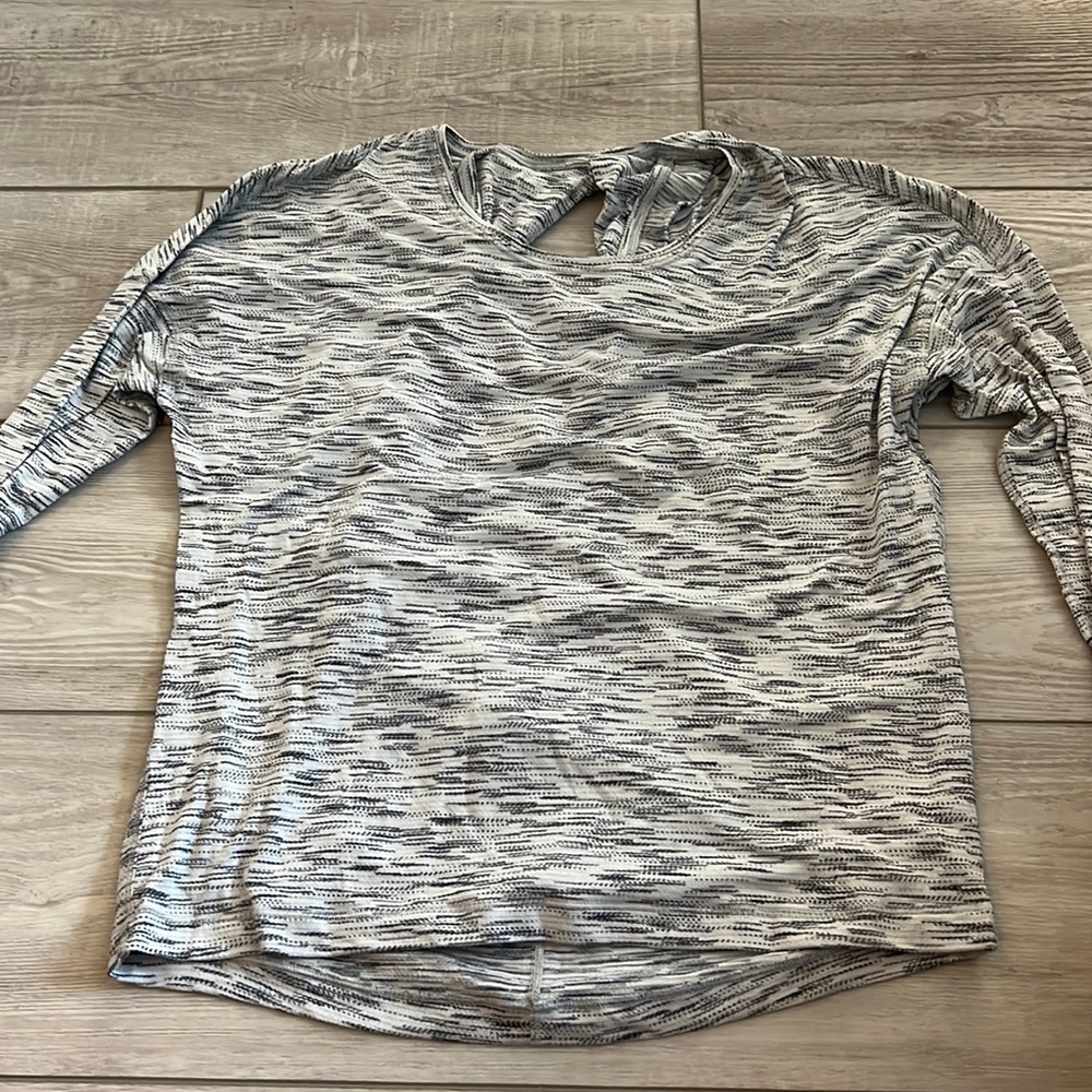 LULULEMON open back long sleeve